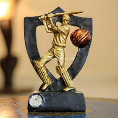 Resin Vivid Cricket Player in Motion – Celebrate the Spirit of the Game