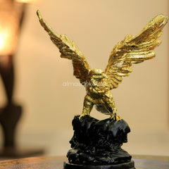 Golden Eagle Resin Ornament – Majesty in Motion