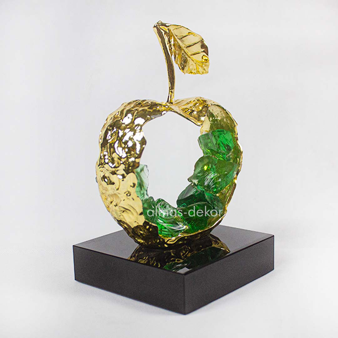 Modern Apple Crystal & Brass Ornament with luxurious finish