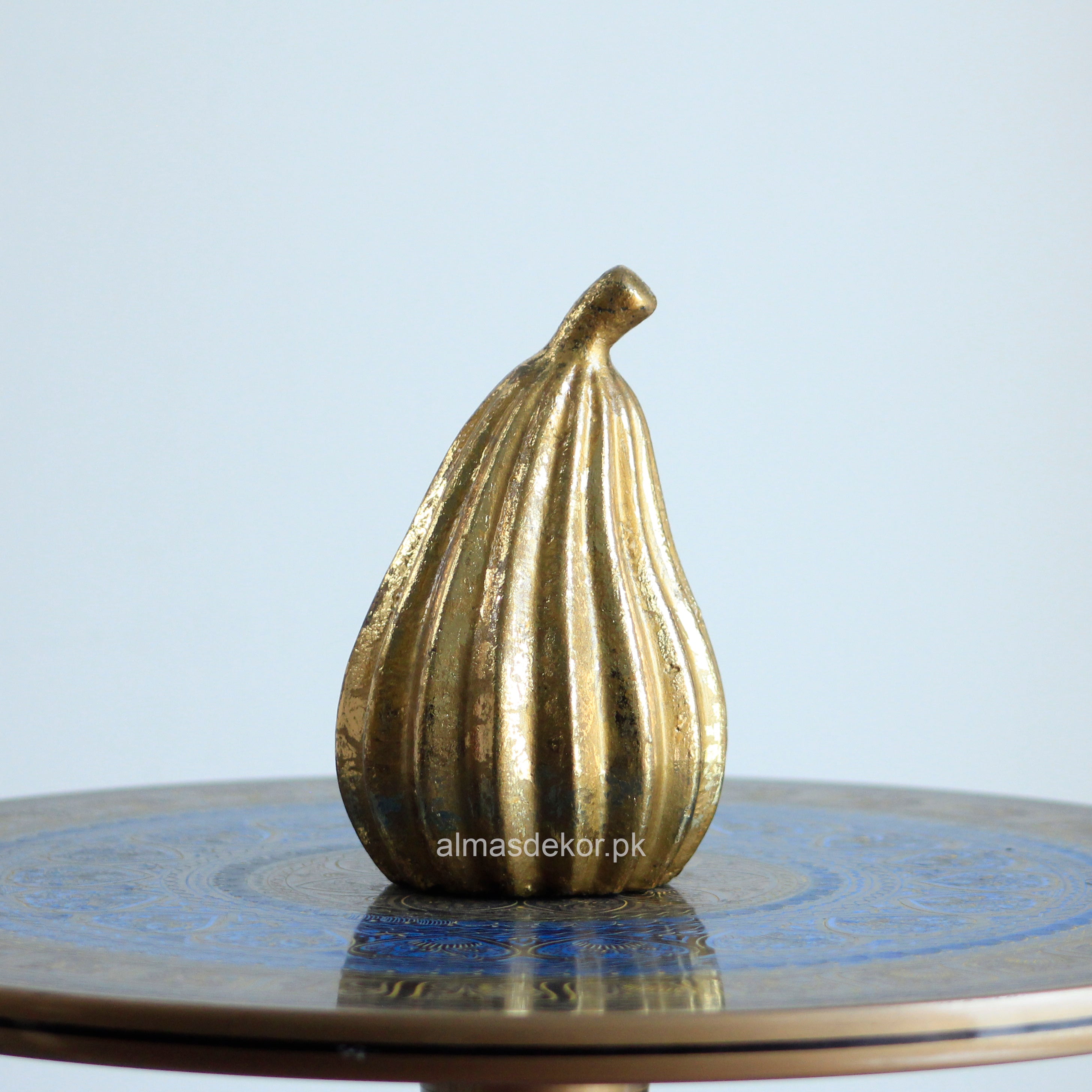Golden Pumpkin Decor – Elegant Fall Decoration Piece